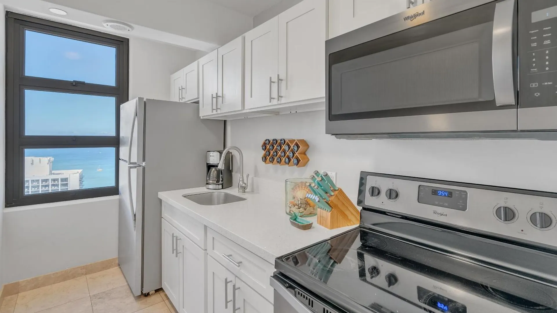 Appartamento Stunning Ocean View Retreat With Free Parking Honolulu